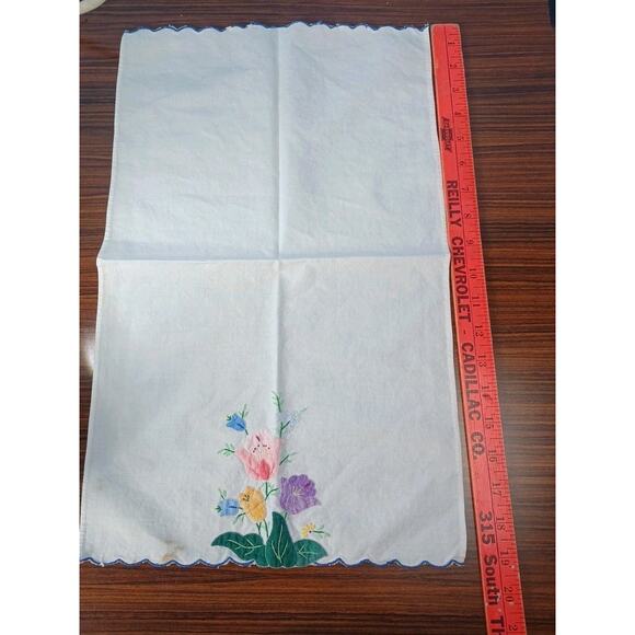 Handmade couch sofa back cover Cloth Flowers Floral Napkins Vintage Lot Of 4 - Picture 10 of 11